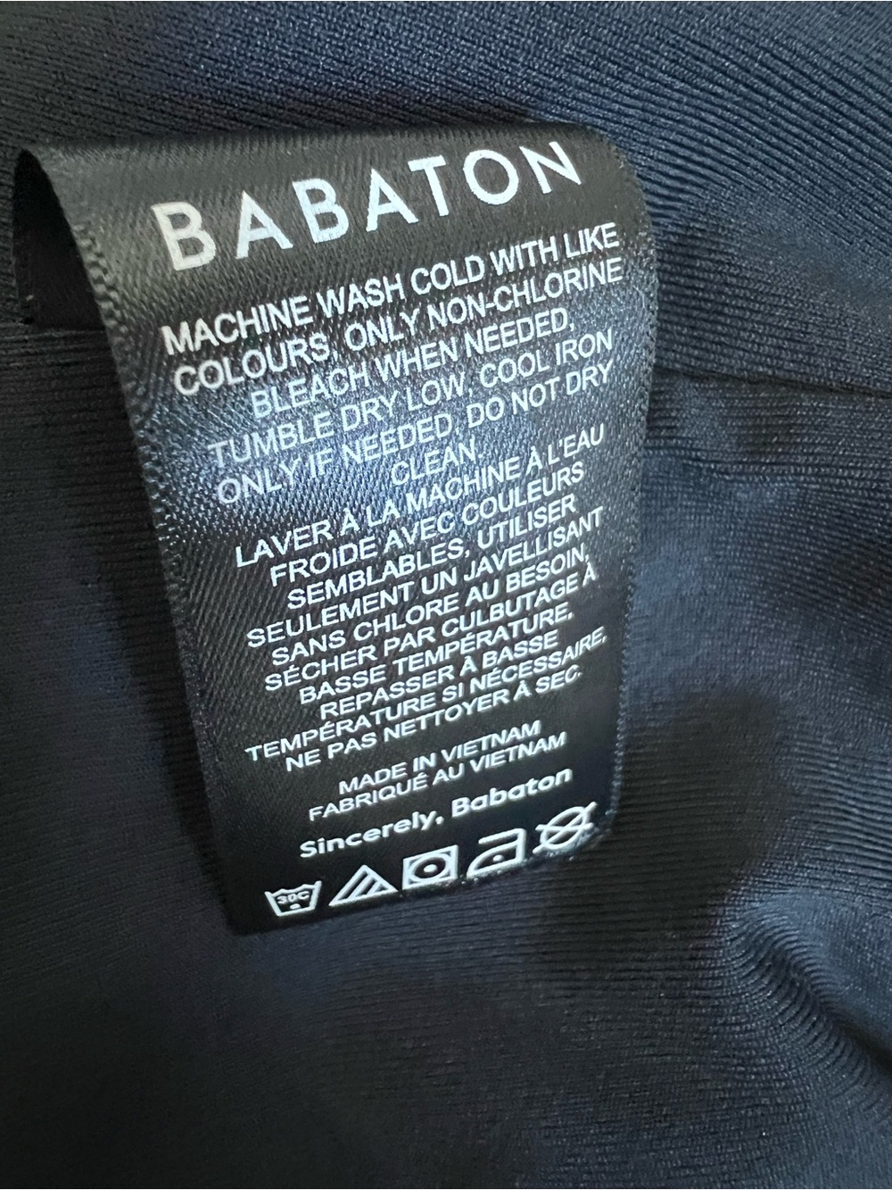 Aritzia Babaton Contour Crew Longsleeve Bodysuit
Black Size XL - Picture 9 of 11